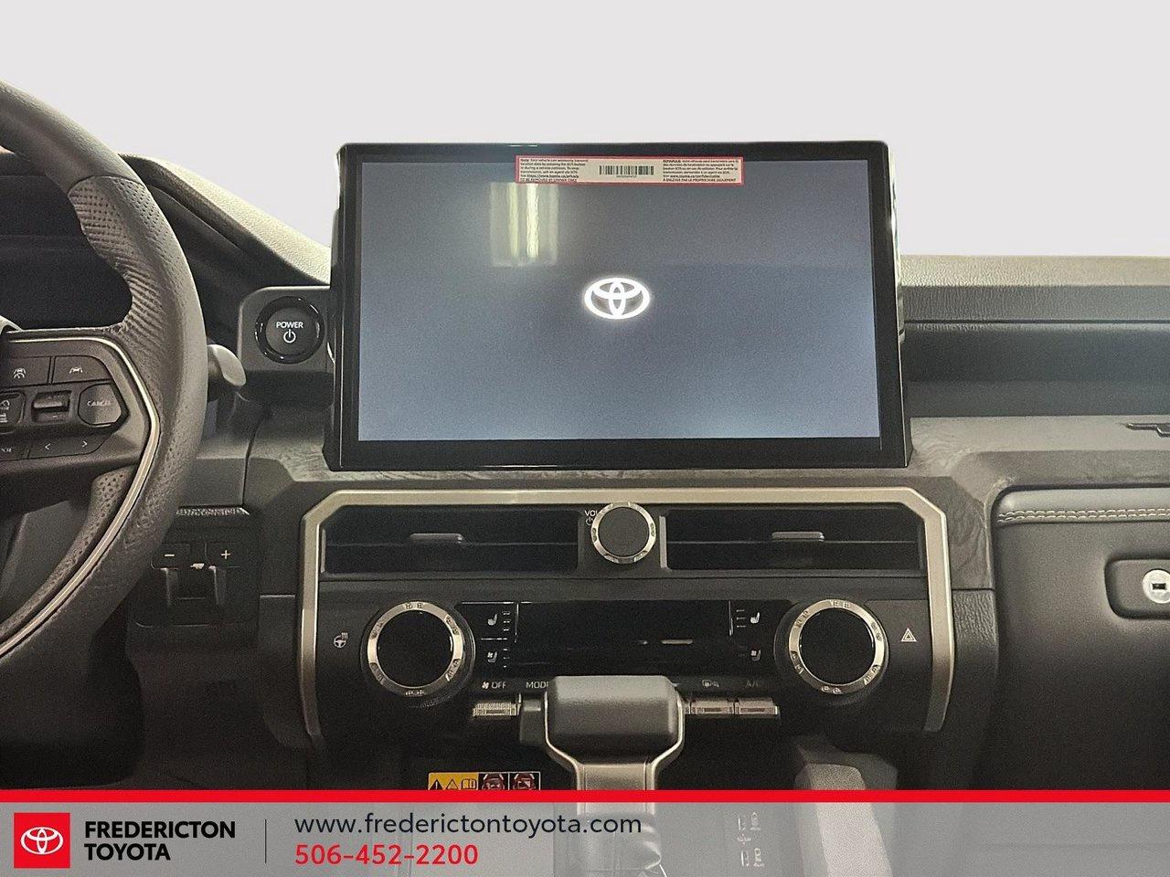 2025 Toyota TACOMA HYBRID Limited Photo