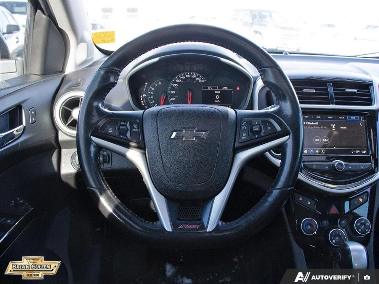 2018 Chevrolet Sonic LT 5dr HB Auto LT Photo