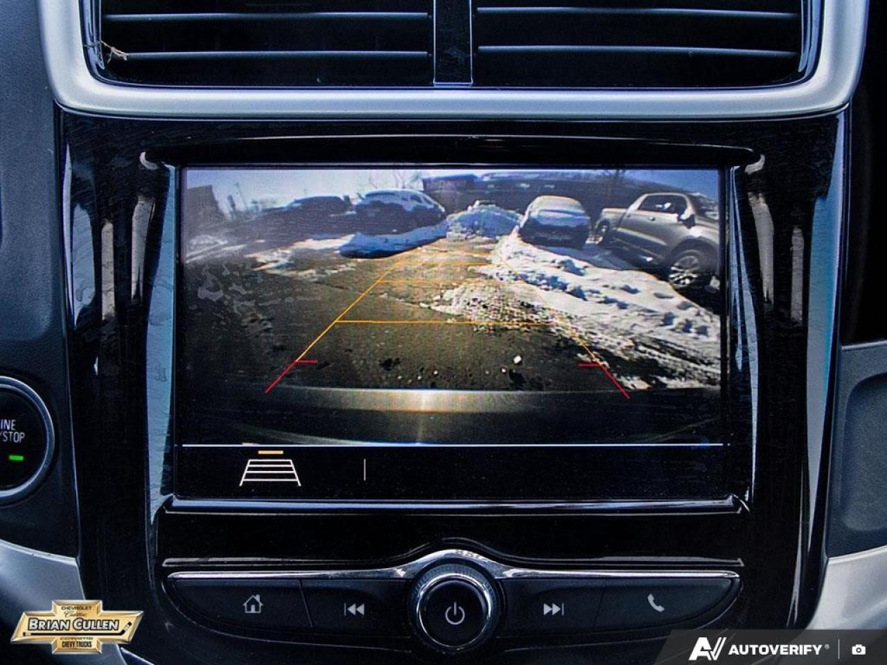 2018 Chevrolet Sonic LT 5dr HB Auto LT Photo