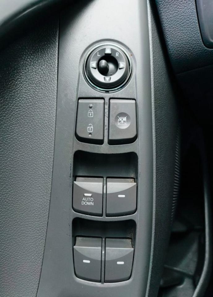 2013 Hyundai Elantra SE 4dr Coupe Automatic Photo