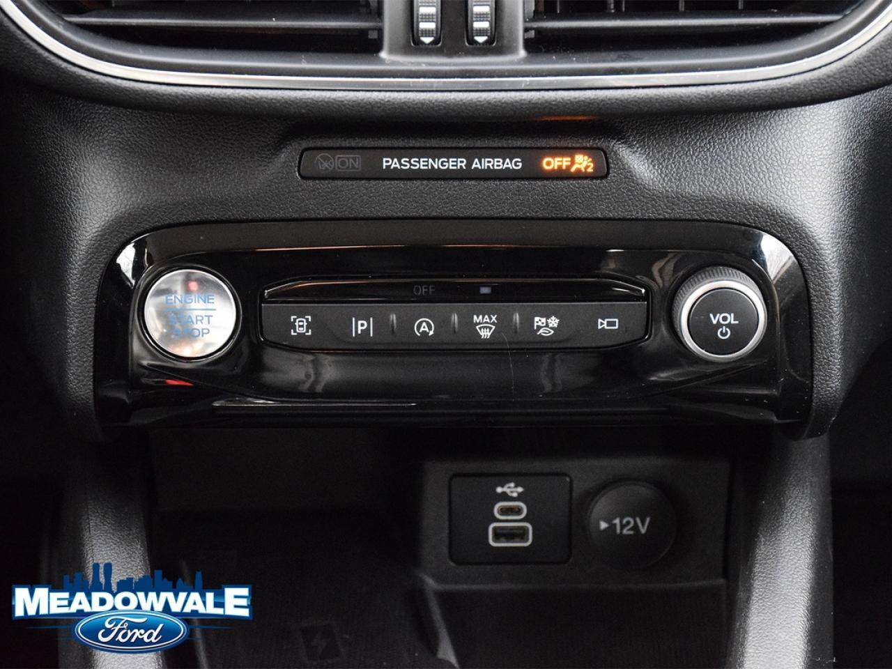 2024 Ford Escape Platinum Photo