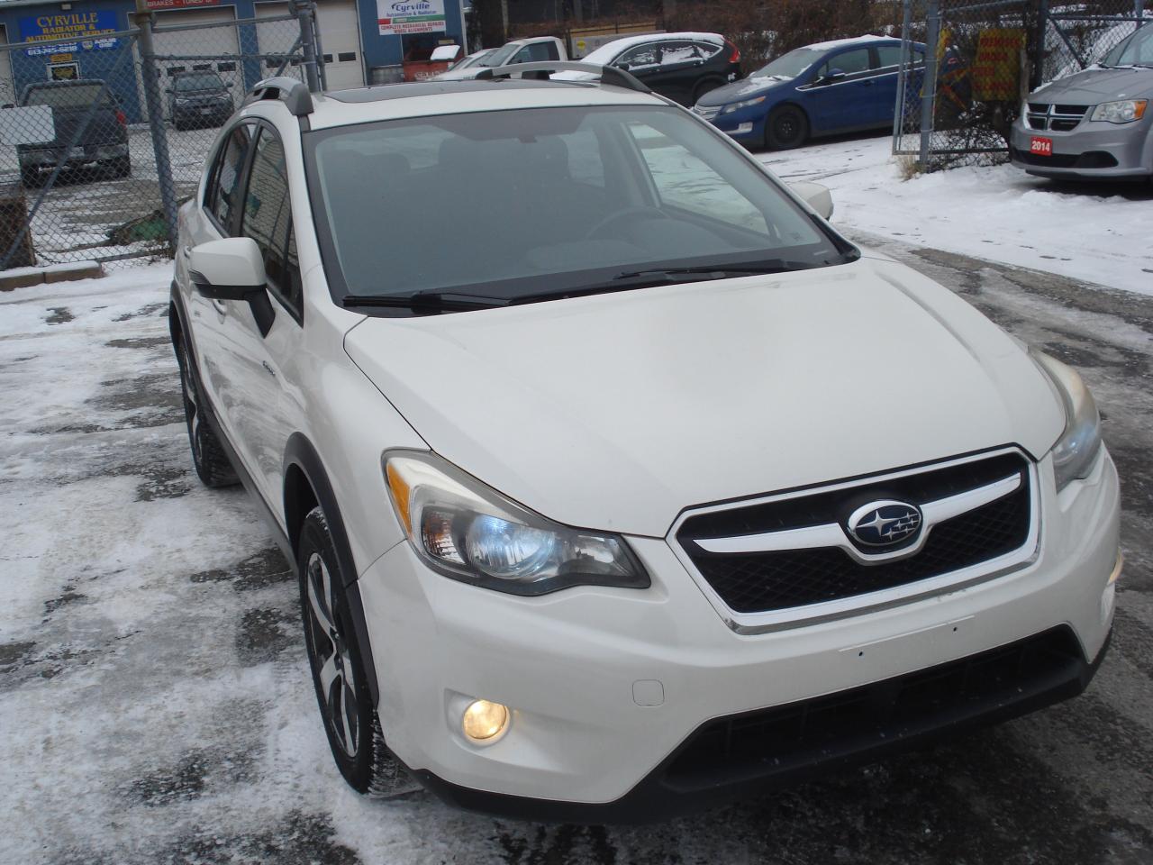 2014 Subaru XV Crosstrek 5dr 2.0i Touring Photo