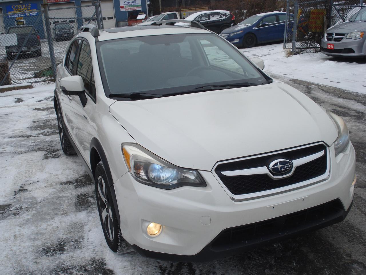 2014 Subaru XV Crosstrek 5dr 2.0i Touring Photo