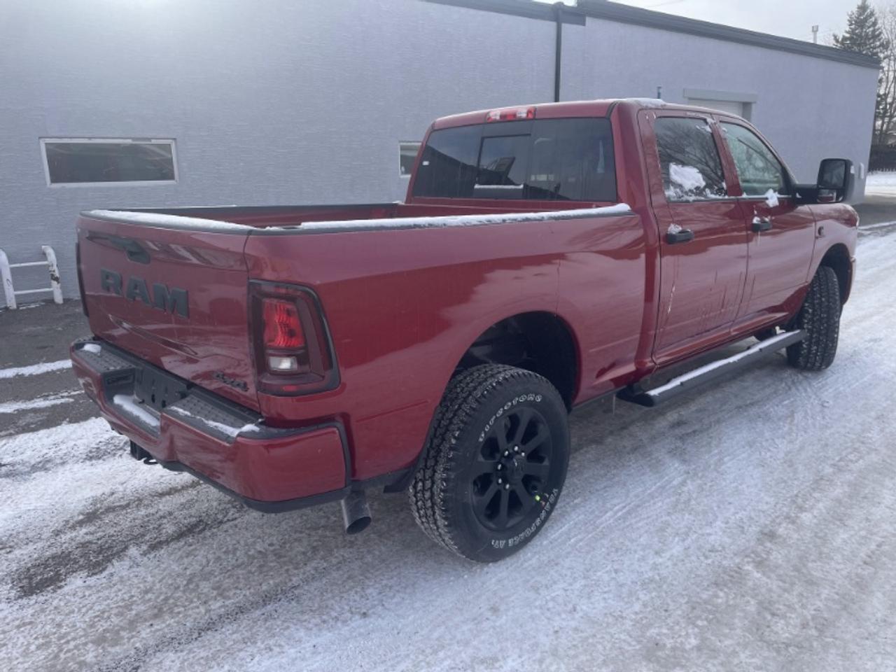 2026 RAM 2500 Black Express Photo3