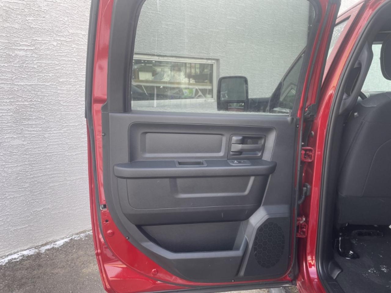 2026 RAM 2500 Black Express Photo