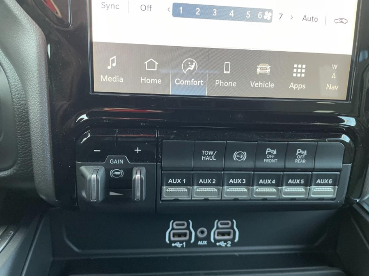 2026 RAM 2500 Big Horn Photo