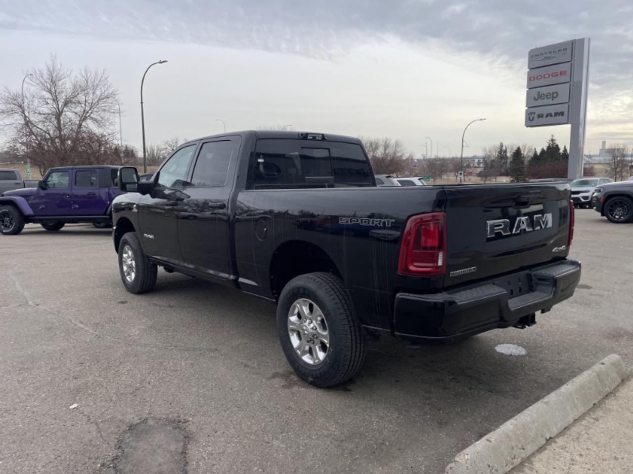 2026 RAM 3500 Big Horn Photo3