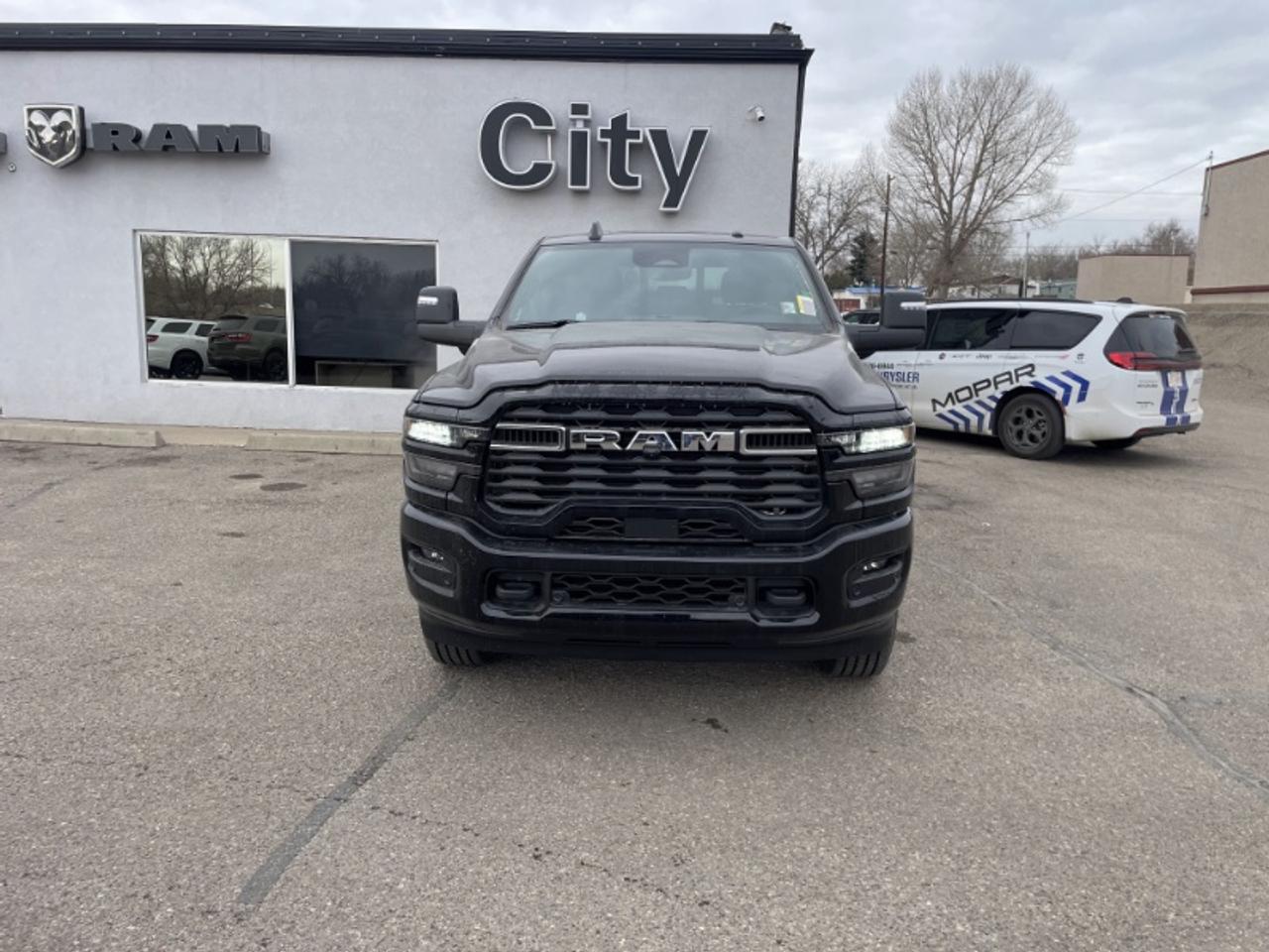 2026 RAM 3500 Big Horn Photo