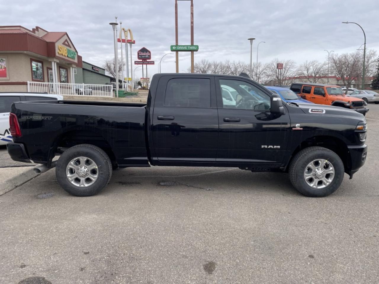 2026 RAM 3500 Big Horn Photo