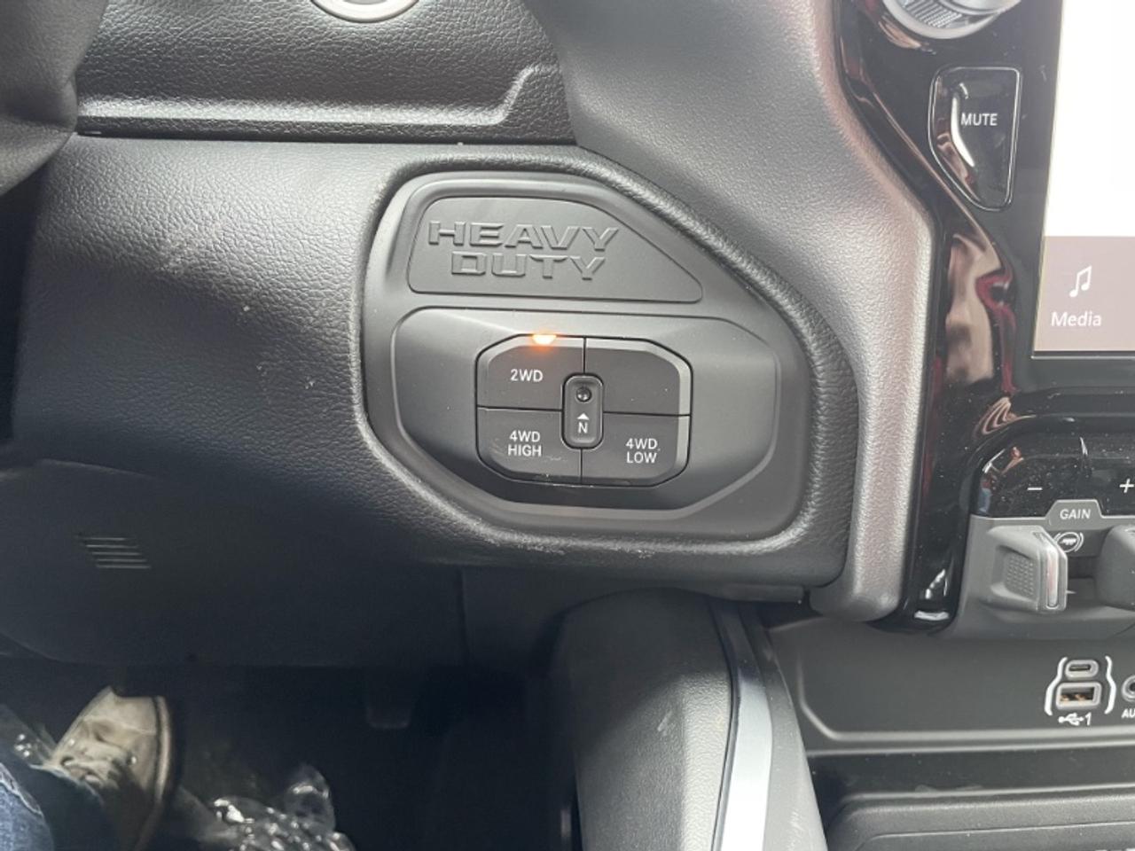 2026 RAM 3500 Big Horn Photo