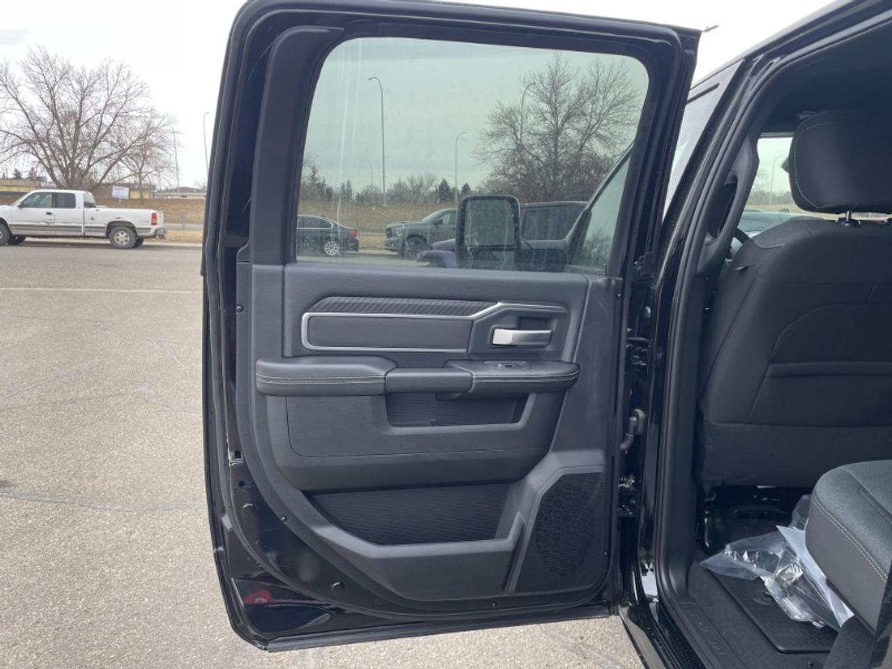 2026 RAM 3500 Big Horn Photo