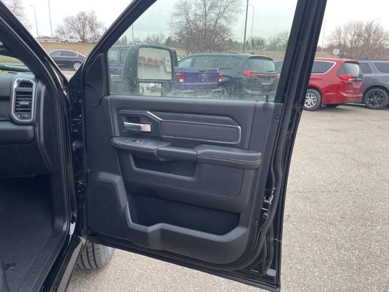 2026 RAM 3500 Big Horn Photo