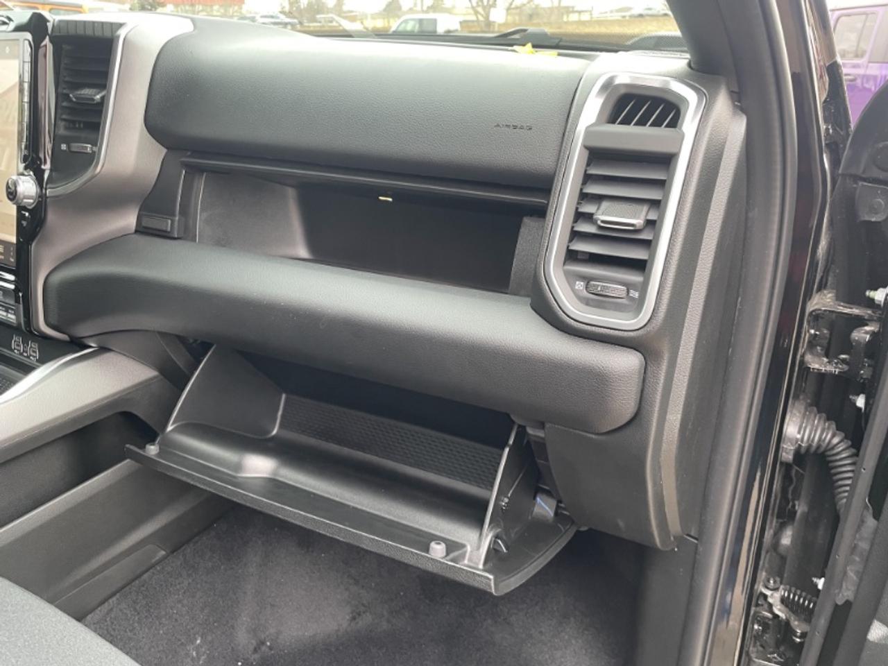 2026 RAM 3500 Big Horn Photo