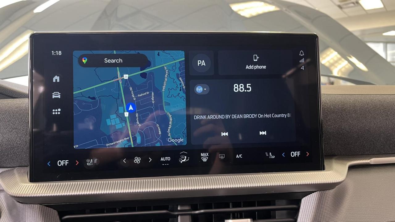 2025 Ford Explorer ST Photo