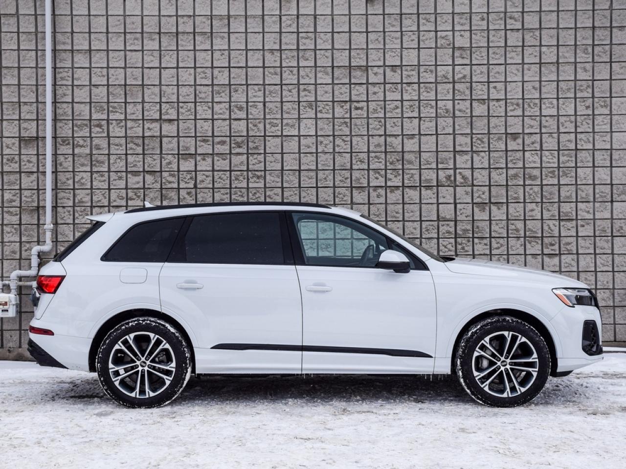 2025 Audi Q7 55 Photo2