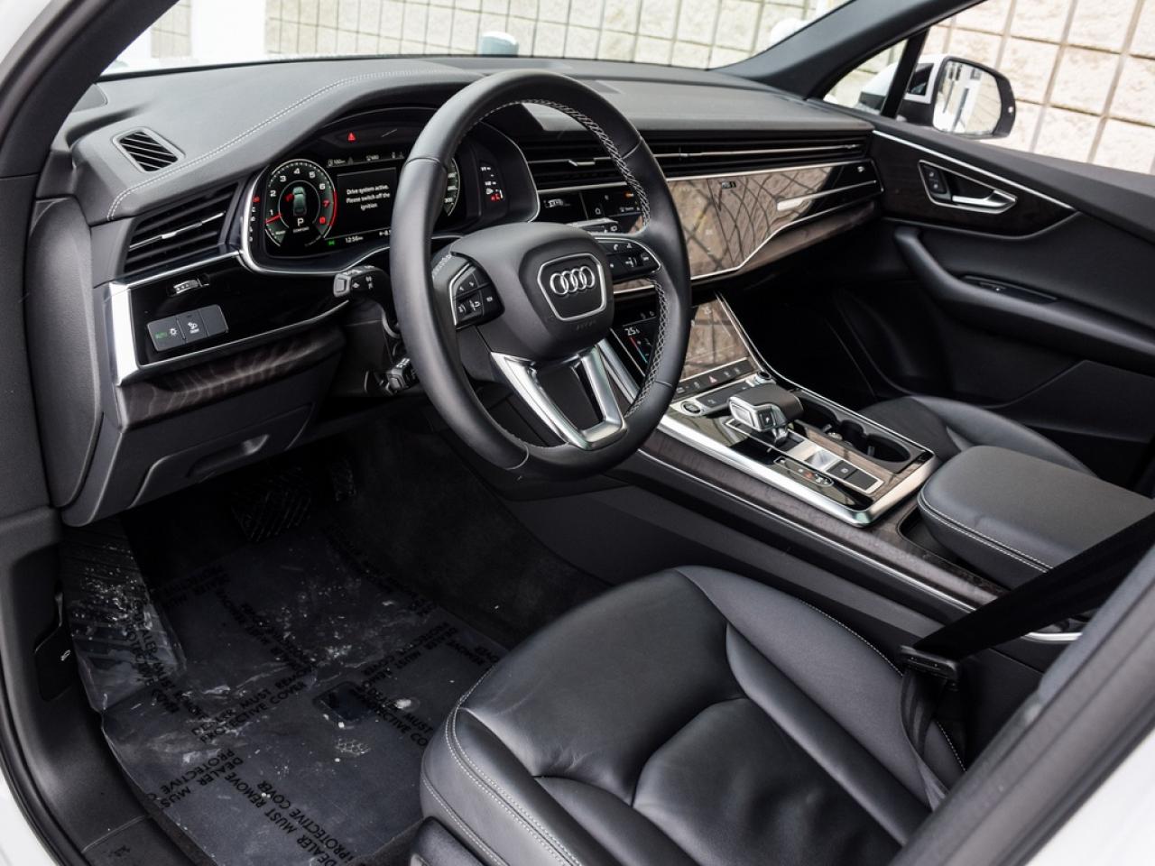 2025 Audi Q7 55 Photo