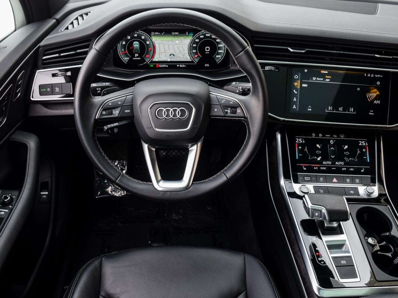 2025 Audi Q7 55 Photo