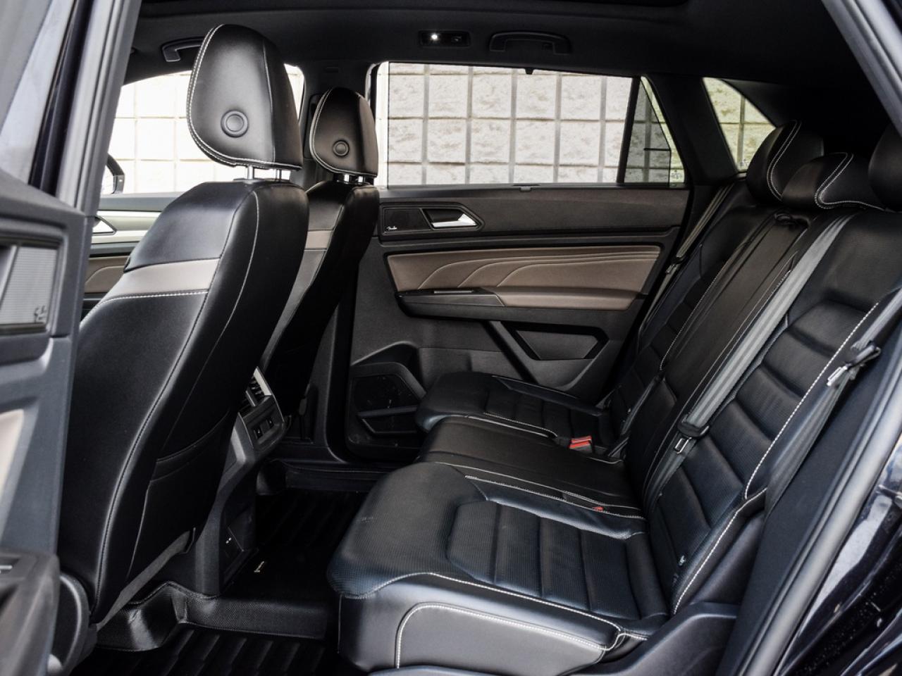 2022 Volkswagen Atlas Cross Sport 2.0 TSI Highline Photo