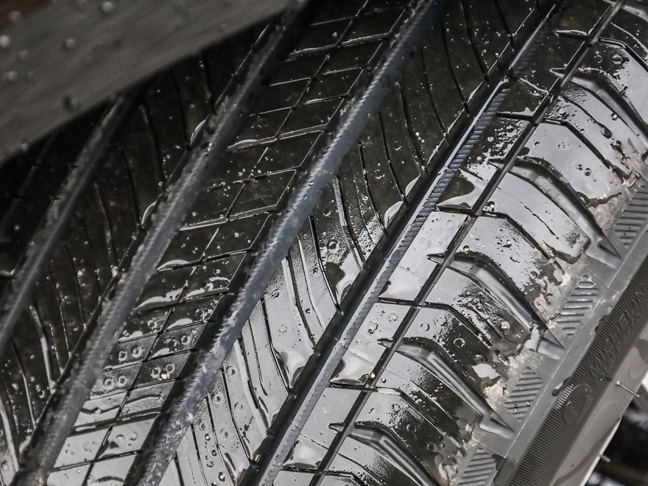 2026 Toyota Prius Plug-In Hybrid XSE Premium Package Photo