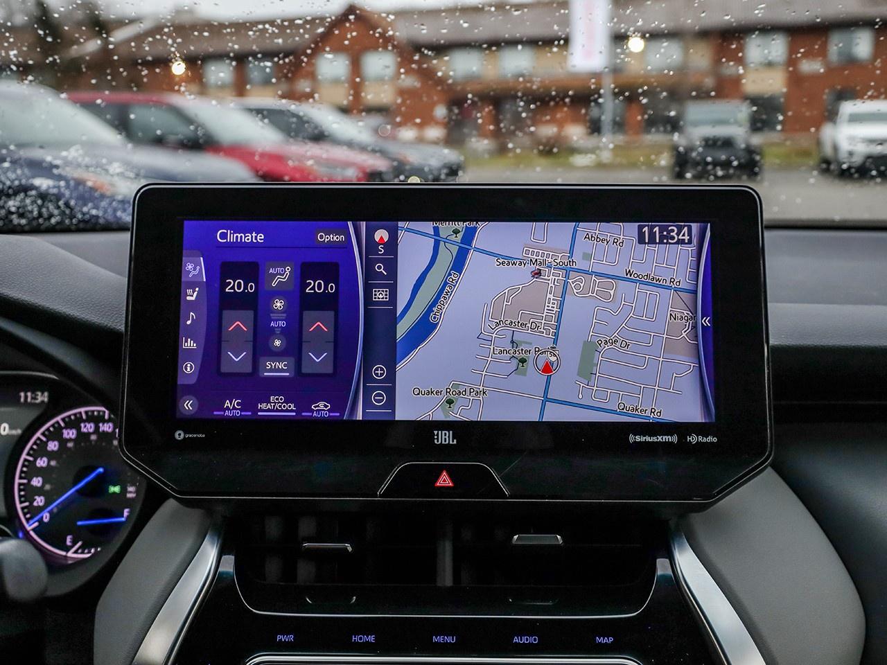 2022 Toyota Venza LE Photo