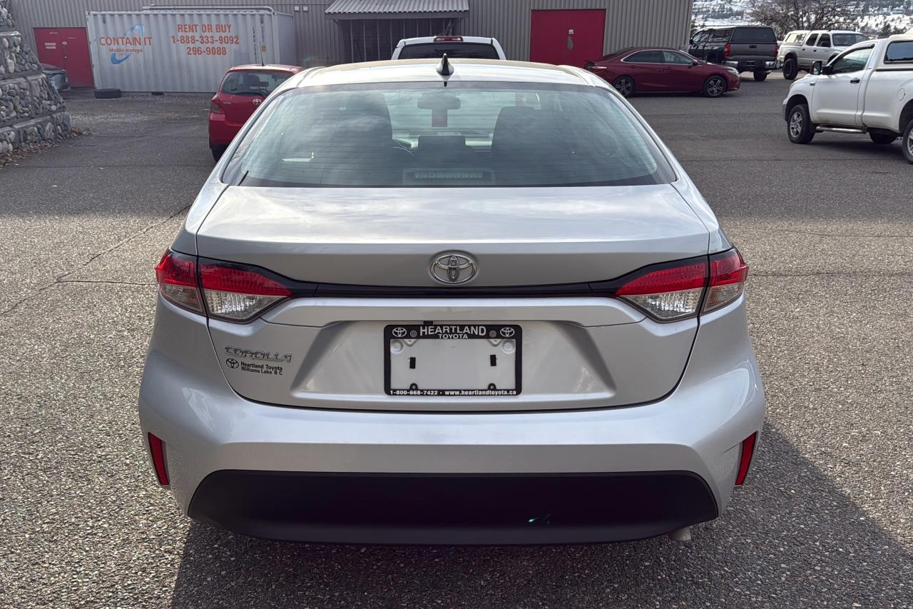 2024 Toyota Corolla L CVT Photo