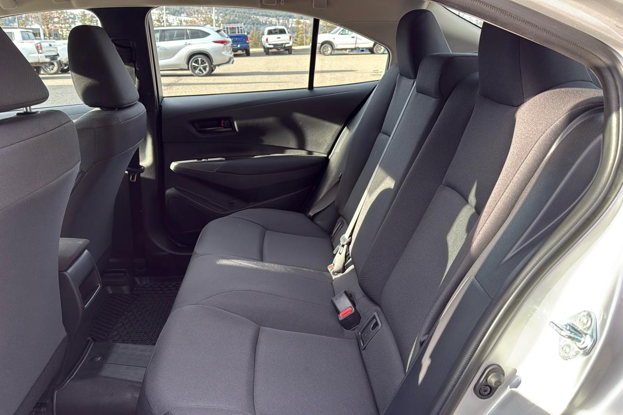 2024 Toyota Corolla L CVT Photo