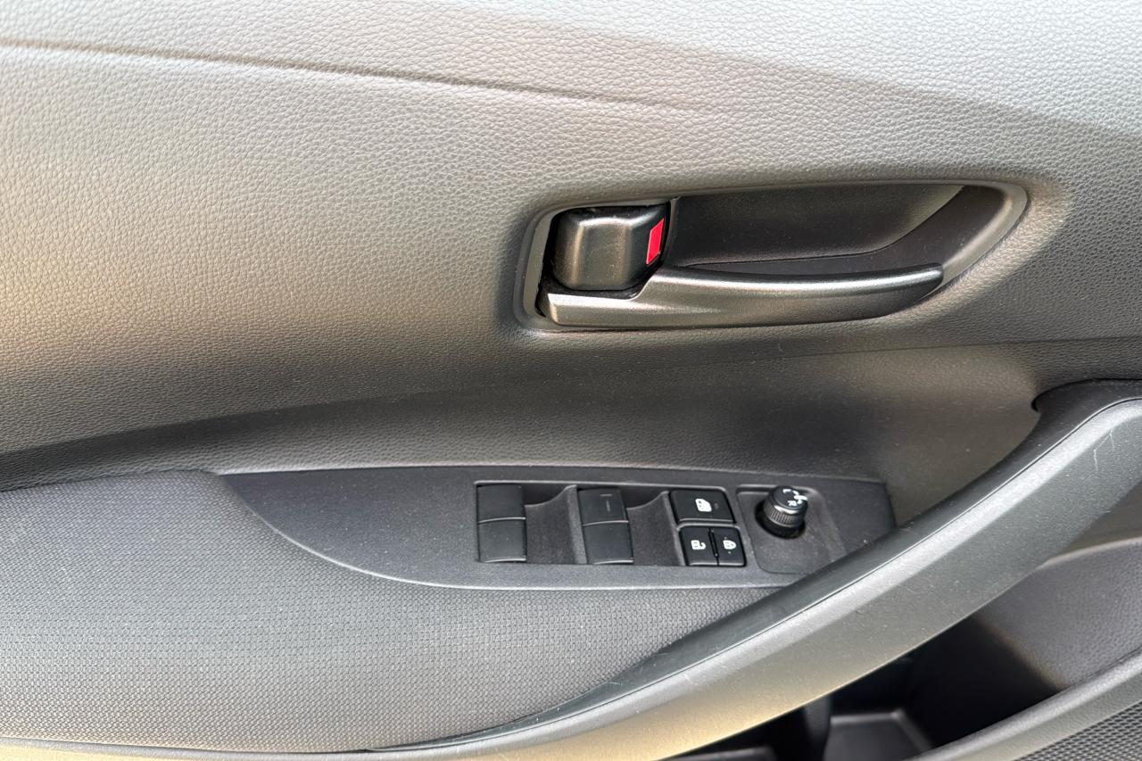 2024 Toyota Corolla L CVT Photo