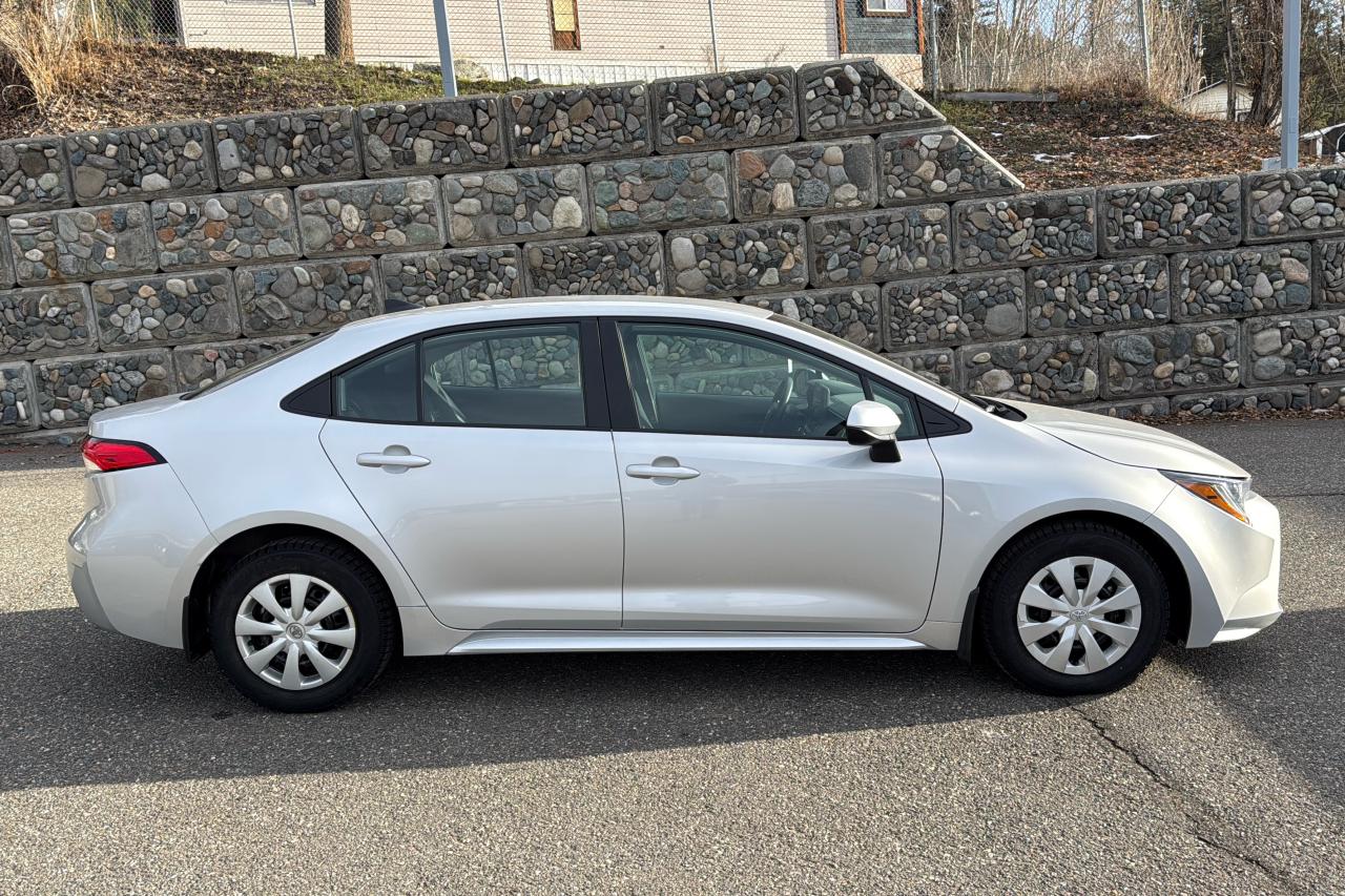 2024 Toyota Corolla L CVT Photo