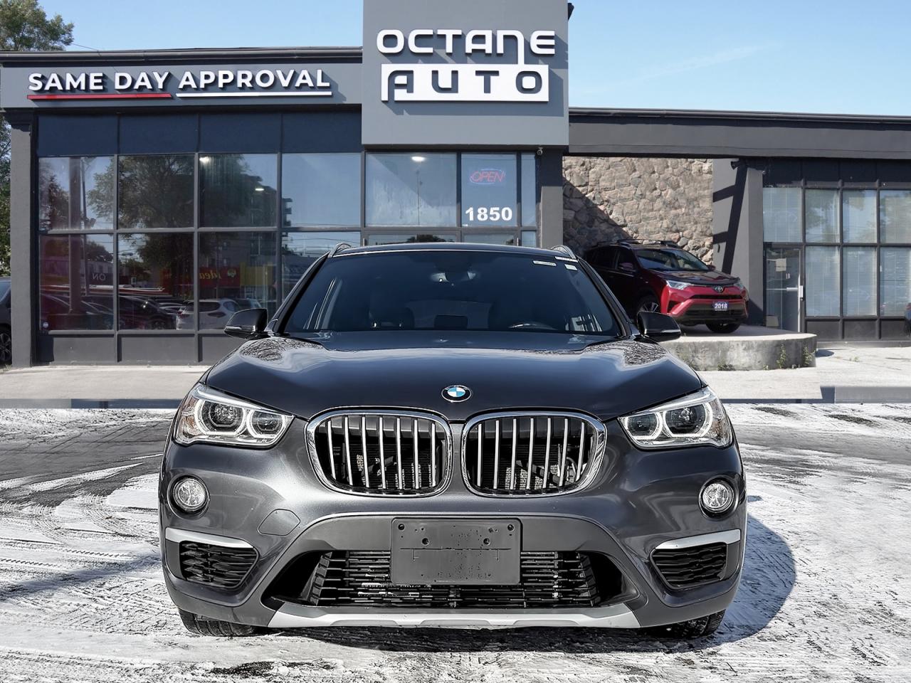 2018 BMW X1 xDrive28i - Photo #2