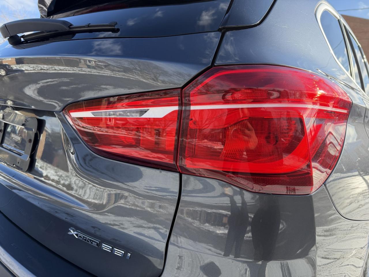 2018 BMW X1 xDrive28i - Photo #7