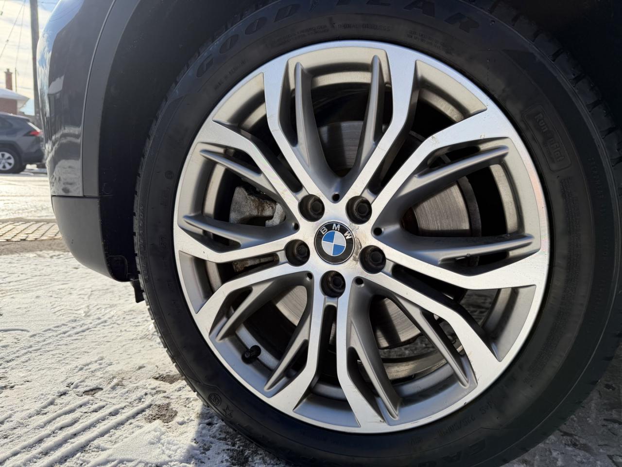 2018 BMW X1 xDrive28i - Photo #8