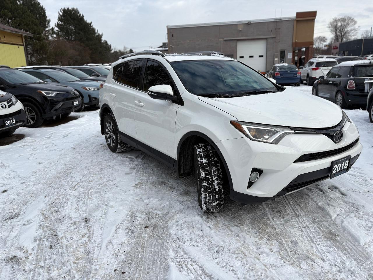 2018 Toyota RAV4 XLE,S/ROOF,HEATED SEAT,BACKUP CAM,CERTIFIED,ALLOYS Photo