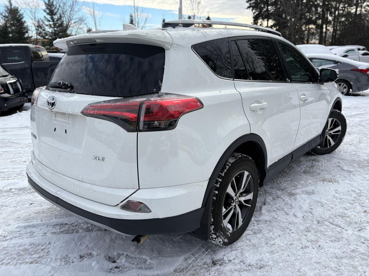 2018 Toyota RAV4 XLE,S/ROOF,HEATED SEAT,BACKUP CAM,CERTIFIED,ALLOYS Photo