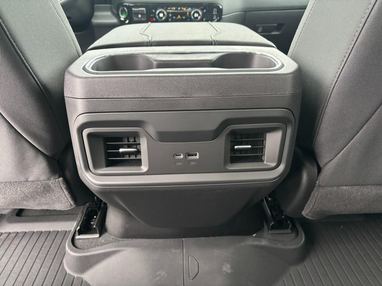 2026 Chevrolet Silverado 1500 2026 Chevrolet Silverado RST Crew Cab 4WD Photo