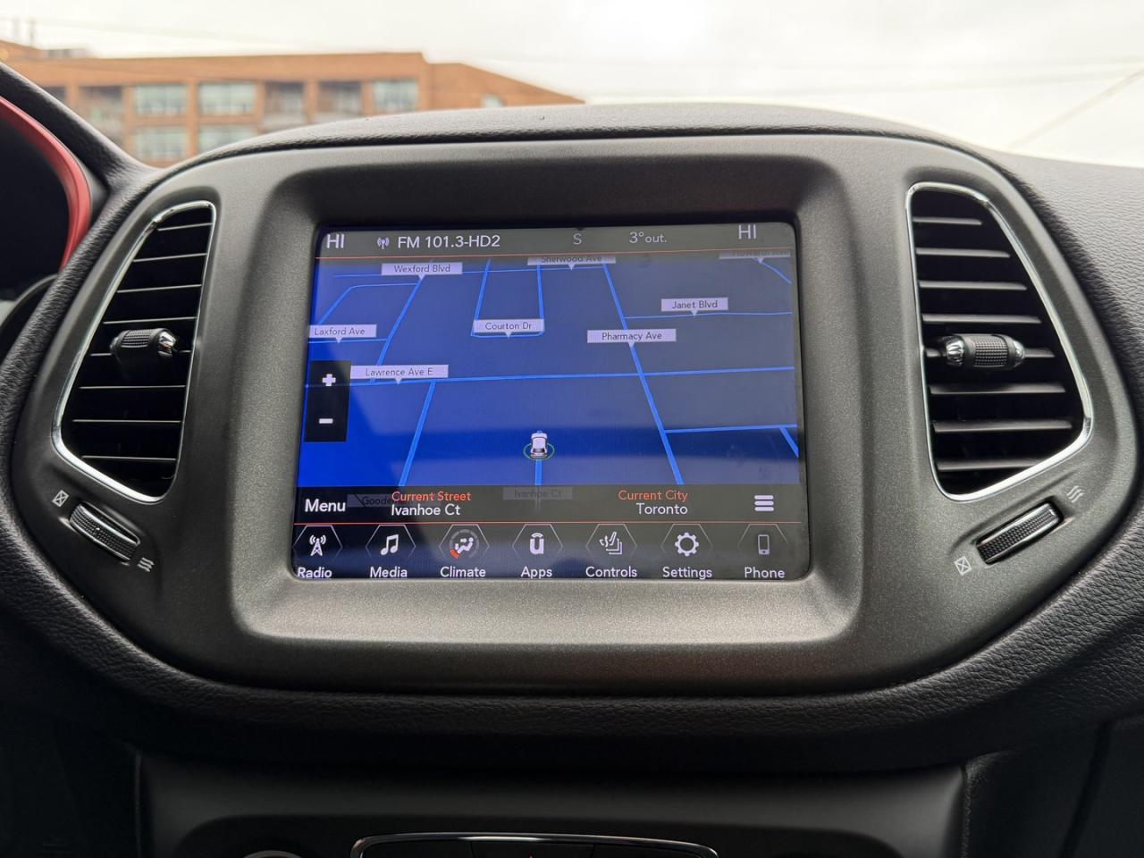 2017 Jeep Compass Trailhawk 4WD - Photo #17