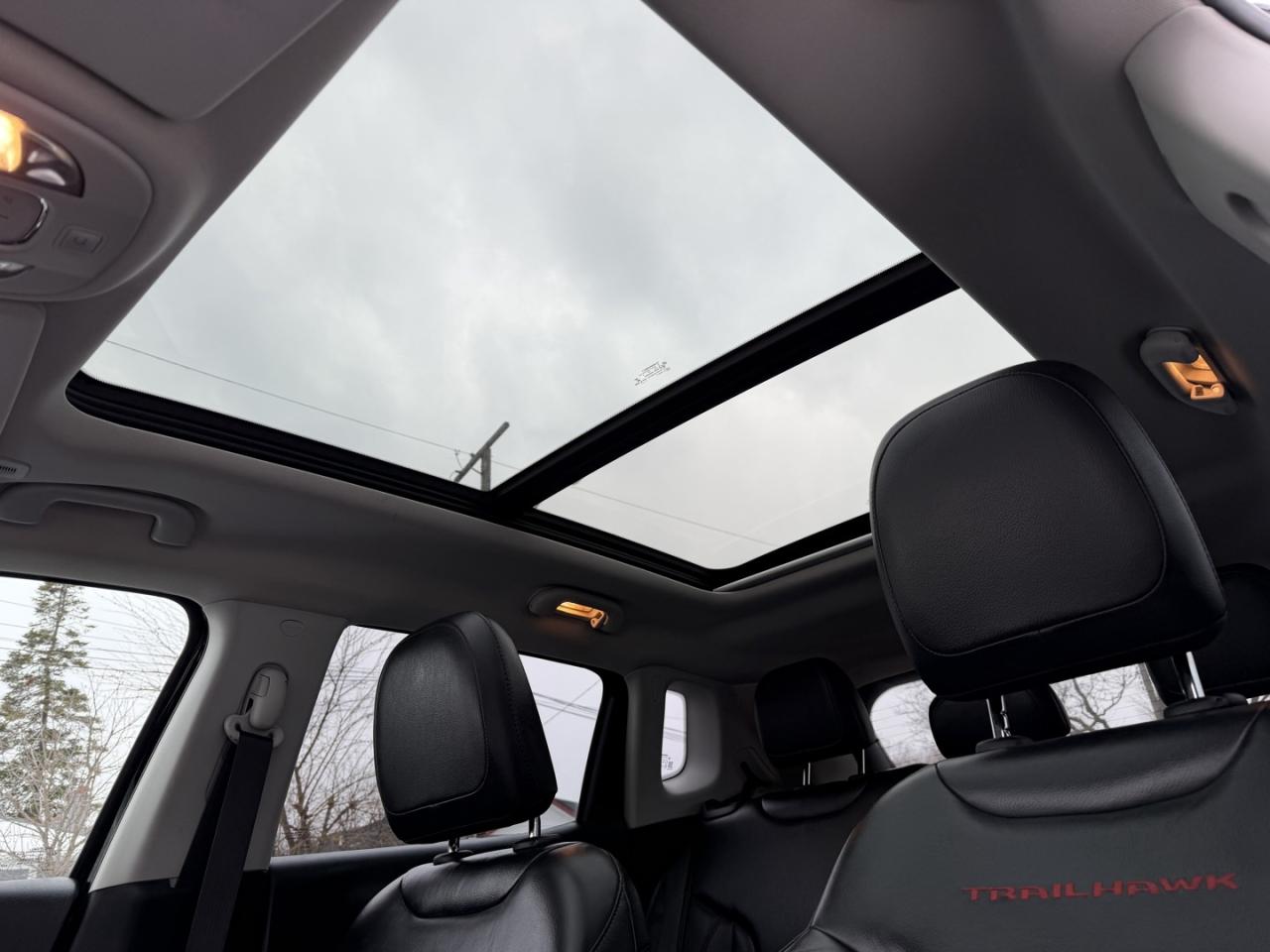 2017 Jeep Compass Trailhawk 4WD - Photo #24