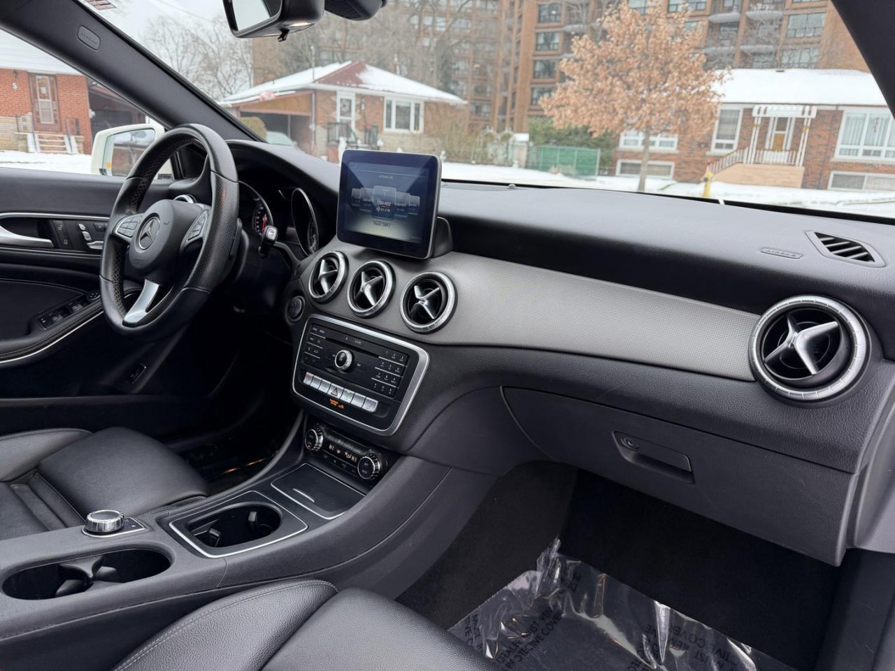 2018 Mercedes-Benz CLA-Class CLA 250 4MATIC Coupe Photo