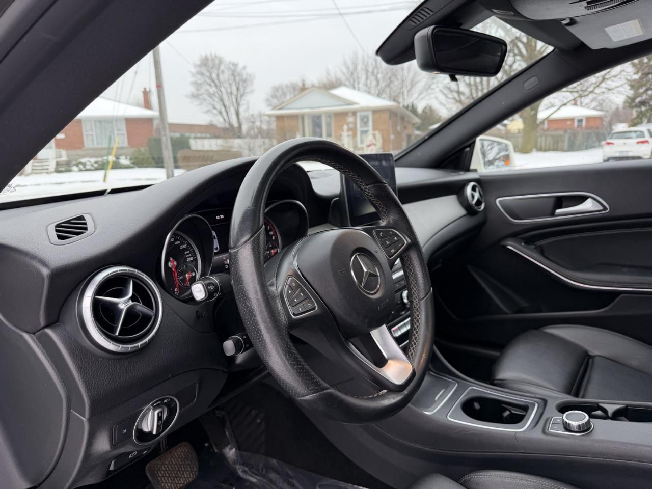2018 Mercedes-Benz CLA-Class CLA 250 4MATIC Coupe Photo