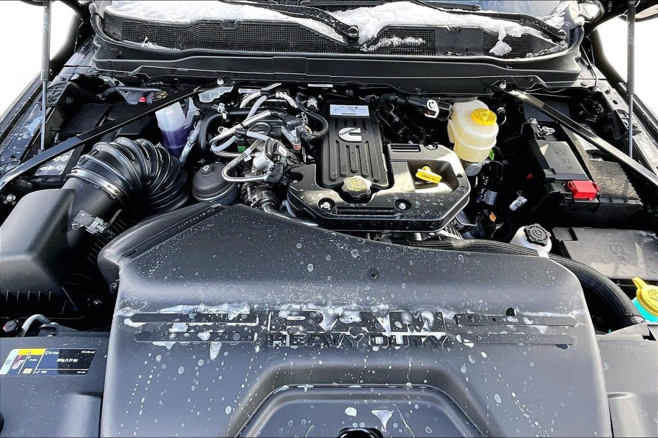 2026 RAM 3500 3500 LIMITED | DUALLY | 6.7L DIESEL | NIGHT | 4X4 Photo