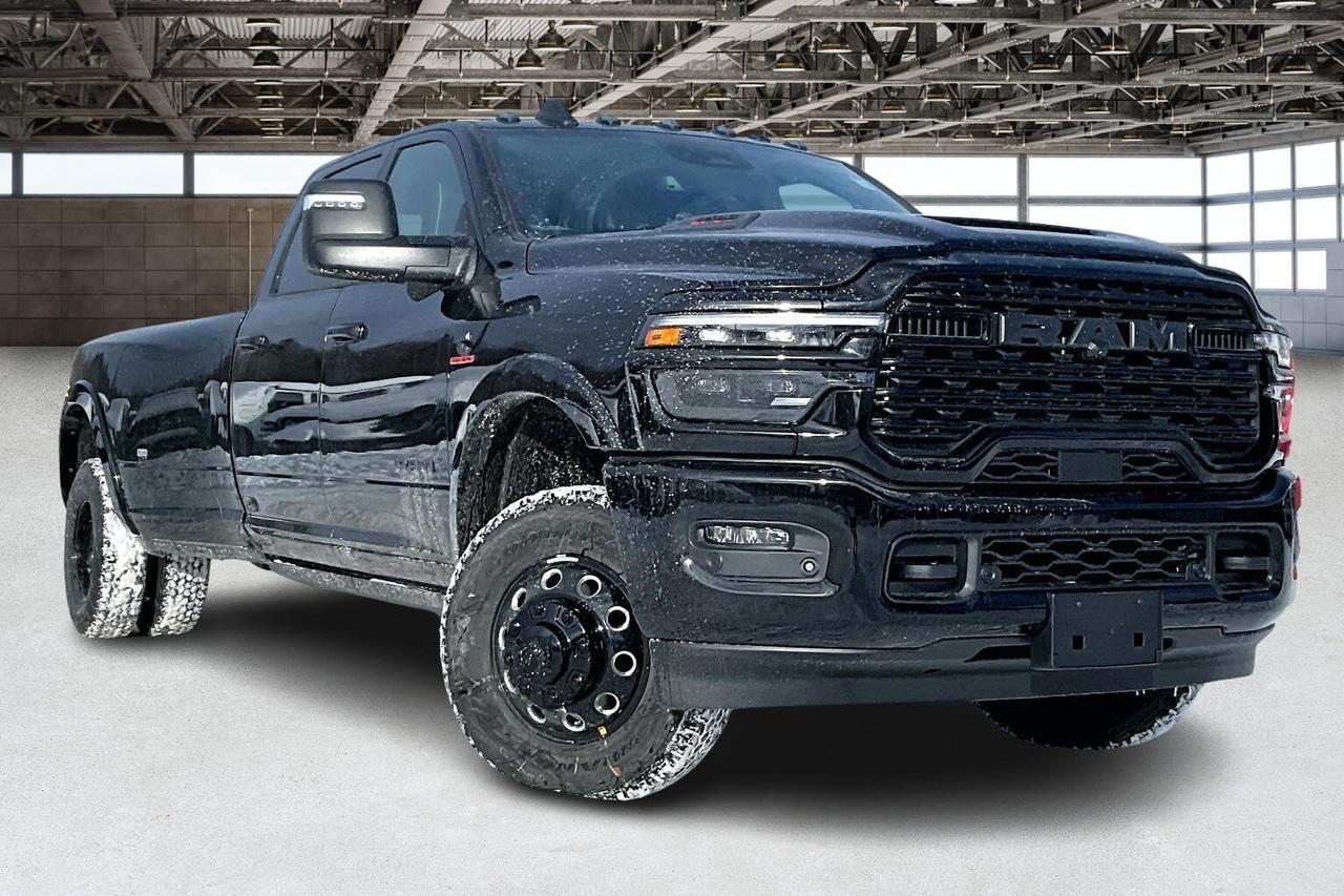 2026 RAM 3500 3500 LIMITED | DUALLY | 6.7L DIESEL | NIGHT | 4X4 Photo