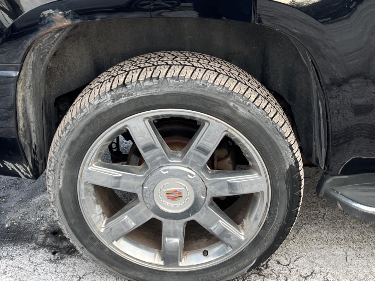 2013 Cadillac Escalade AS IS Photo