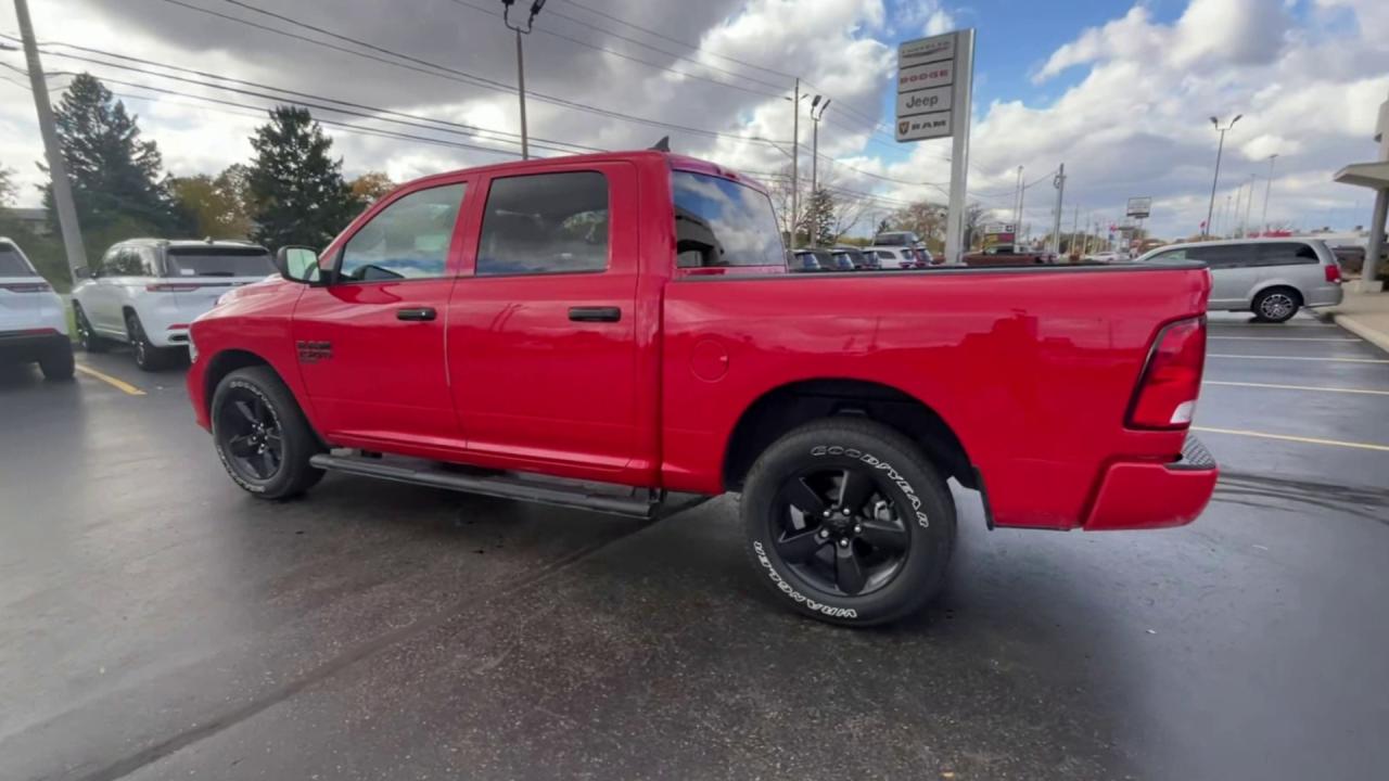 2023 RAM 1500 Classic NIGHT EDITION / SUB ZERO PKG / 3.55 AXLE RATIO Photo