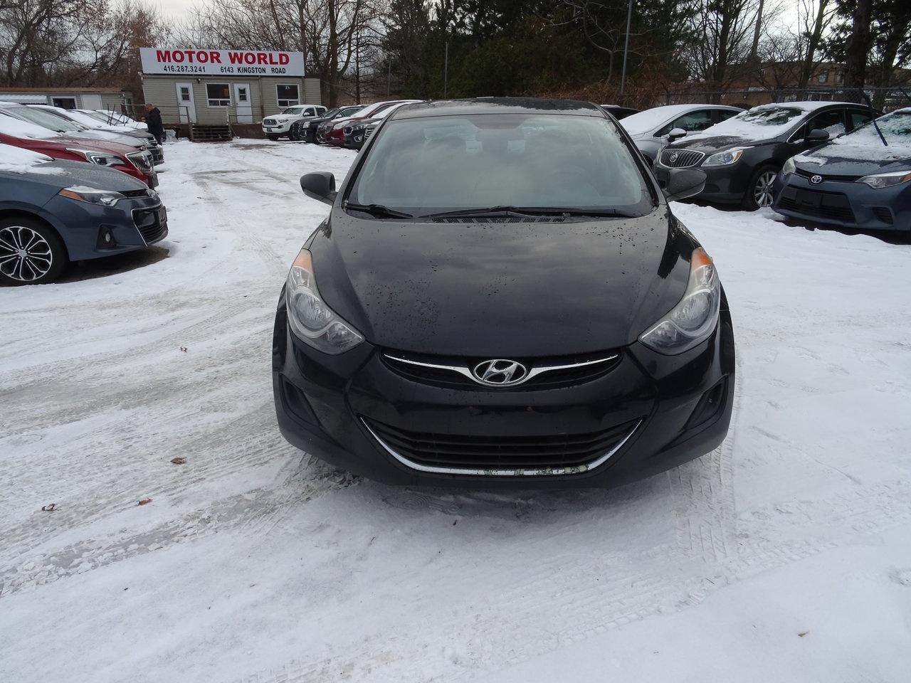 2012 Hyundai Elantra GL - Photo #3