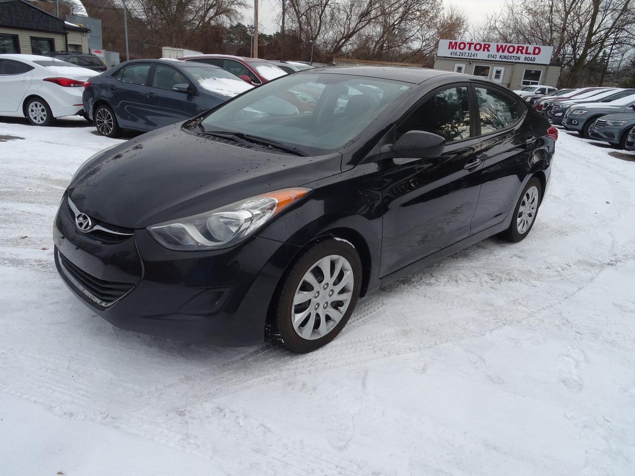 2012 Hyundai Elantra GL - Photo #2