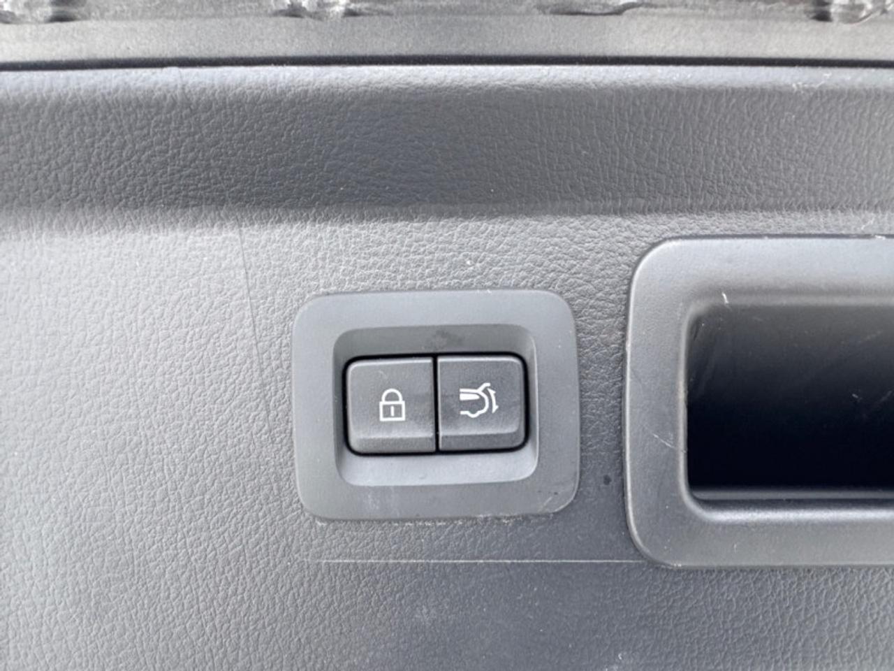 2024 Mazda CX-50 GT  -  Sunroof -  Cooled Seats Photo