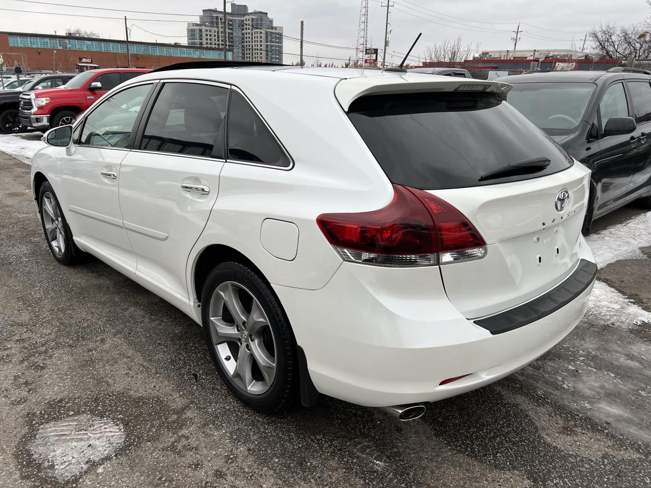 2013 Toyota Venza V6 AWD TOURING Photo2
