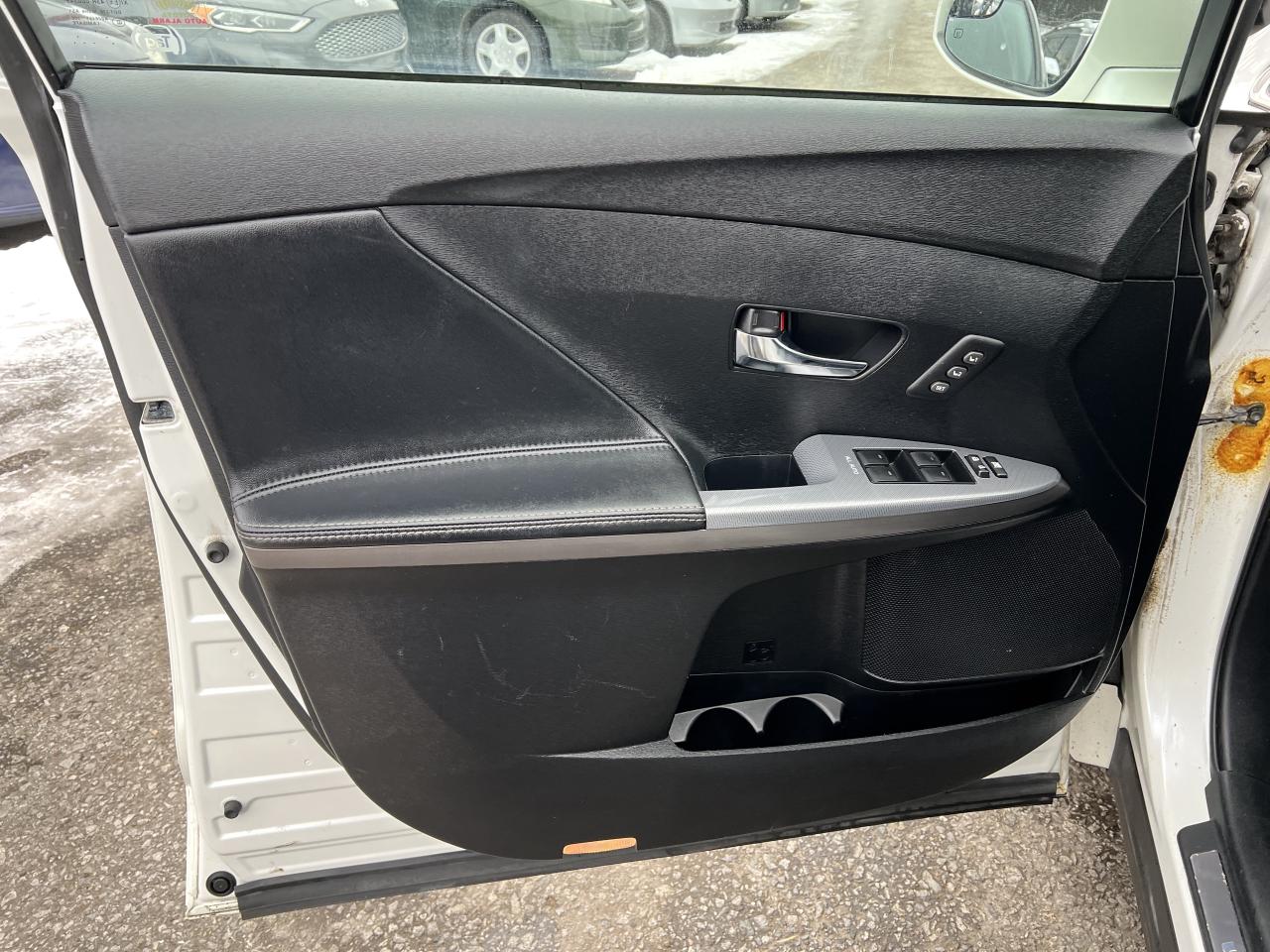 2013 Toyota Venza V6 AWD TOURING Photo