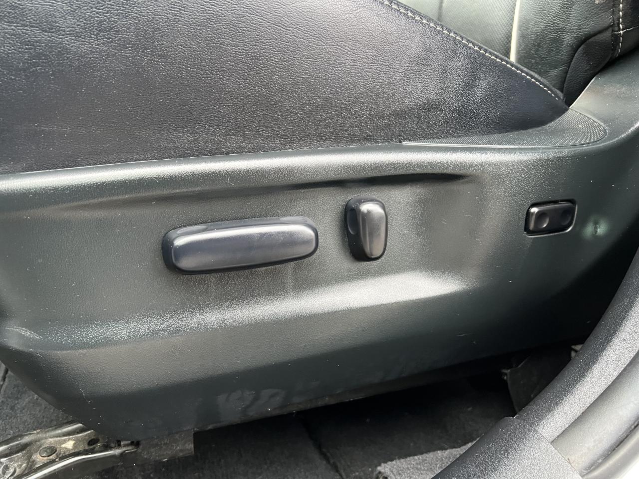 2013 Toyota Venza V6 AWD TOURING Photo