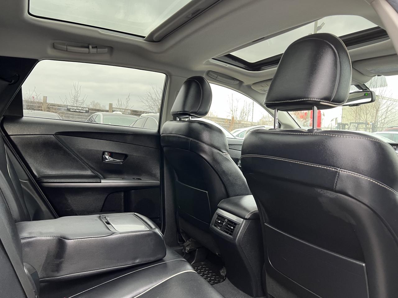 2013 Toyota Venza V6 AWD TOURING Photo