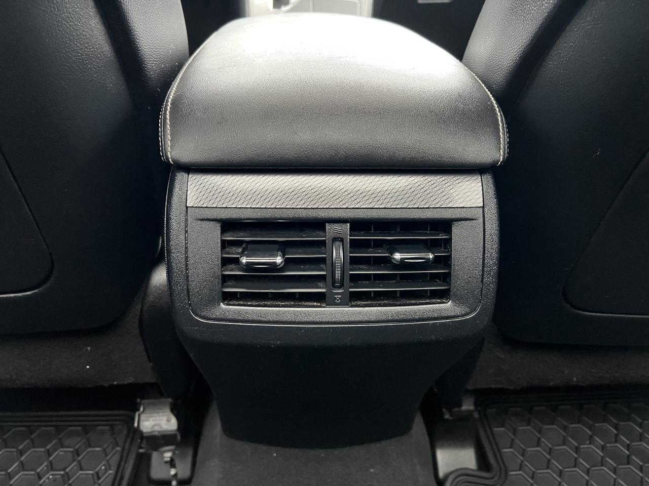 2013 Toyota Venza V6 AWD TOURING Photo